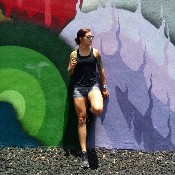 Meet your Posher, Abigail - Picture 5 of 6